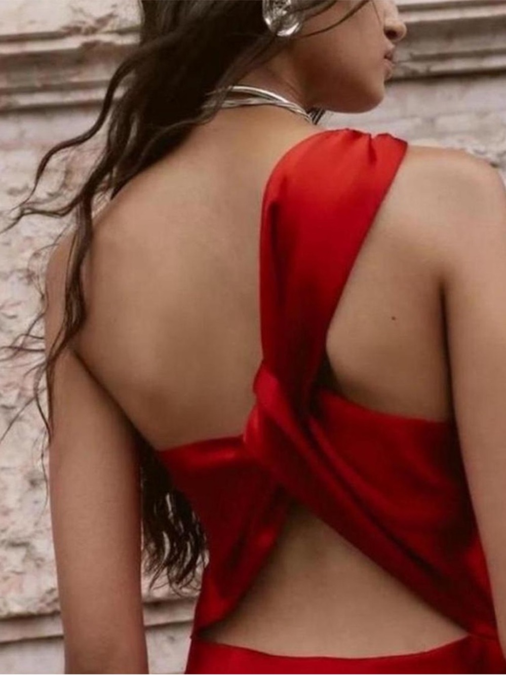 Zara Bold Red Backless Maxi Dress - Picture 5 of 6